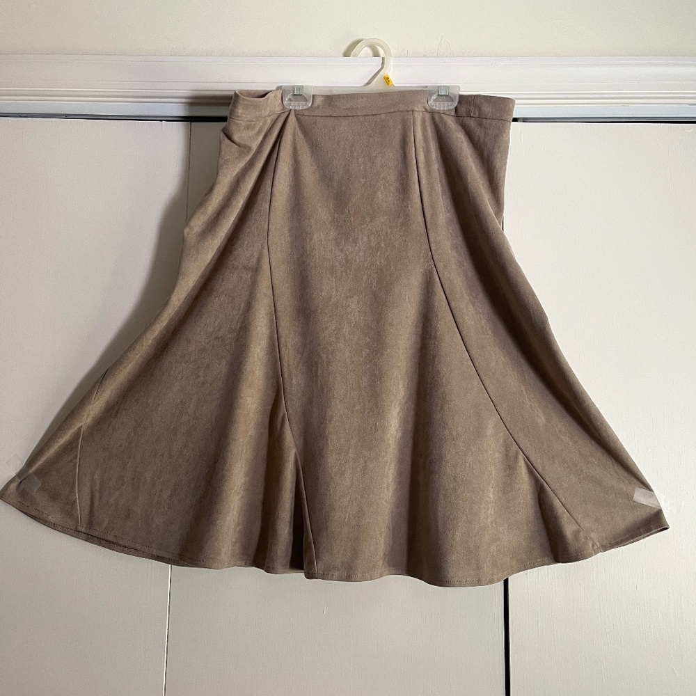 Woman s Skirt